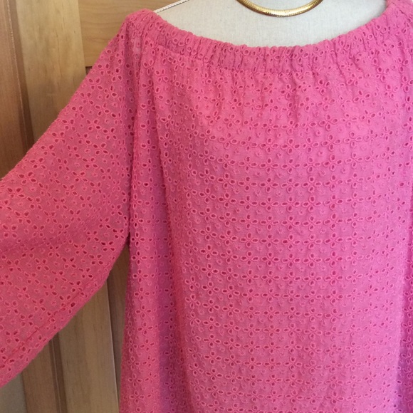 Tommy Hilfiger Off The Shoulder, Eyelet Blouse - Picture 2 of 3